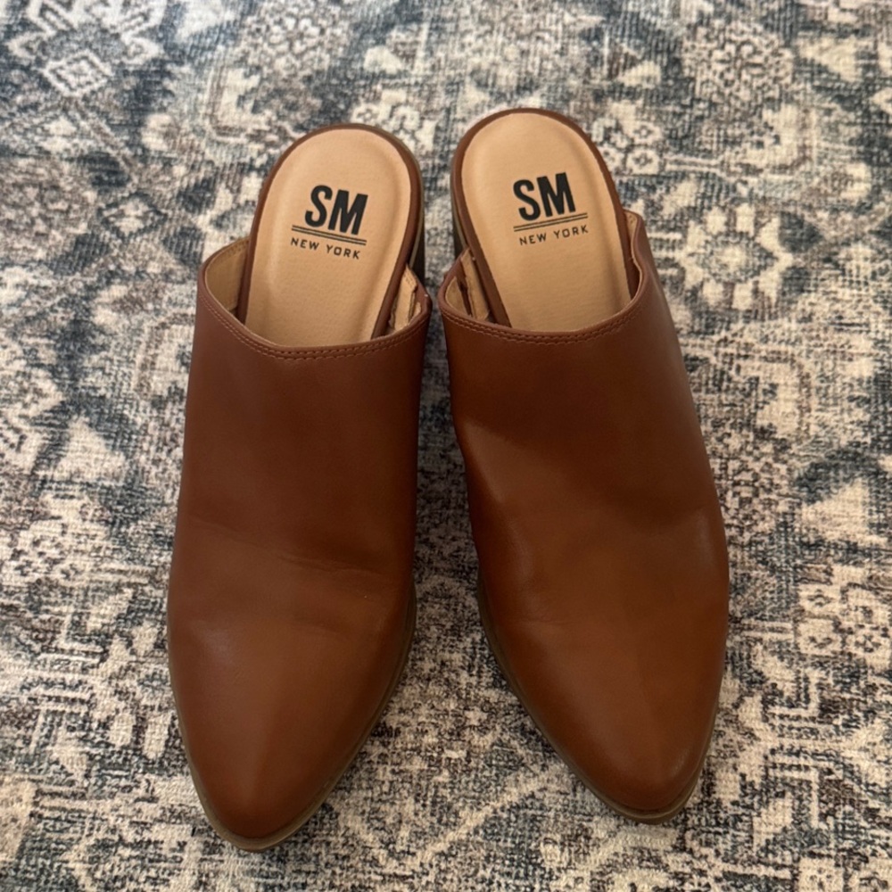 SM New York Women's Tan Mules
